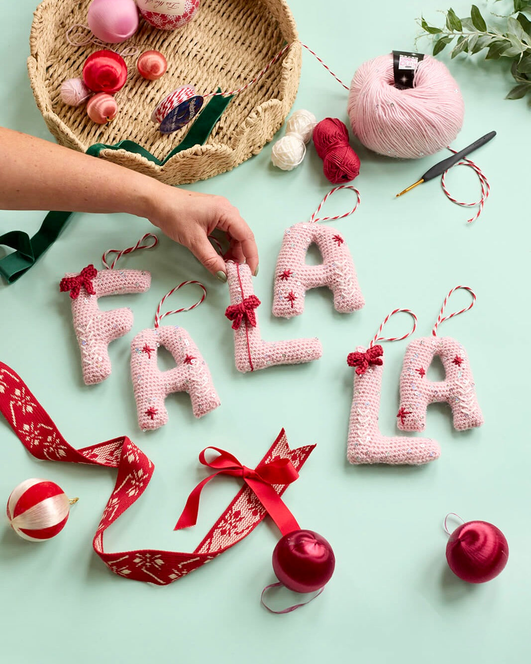 Deck the Halls Baubles Kit