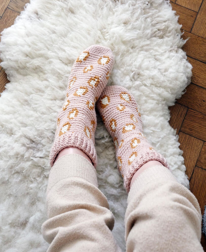 starry-nights-hot-water-bottle-crochet-kit-curate-crochet-box-lottie-and-albert