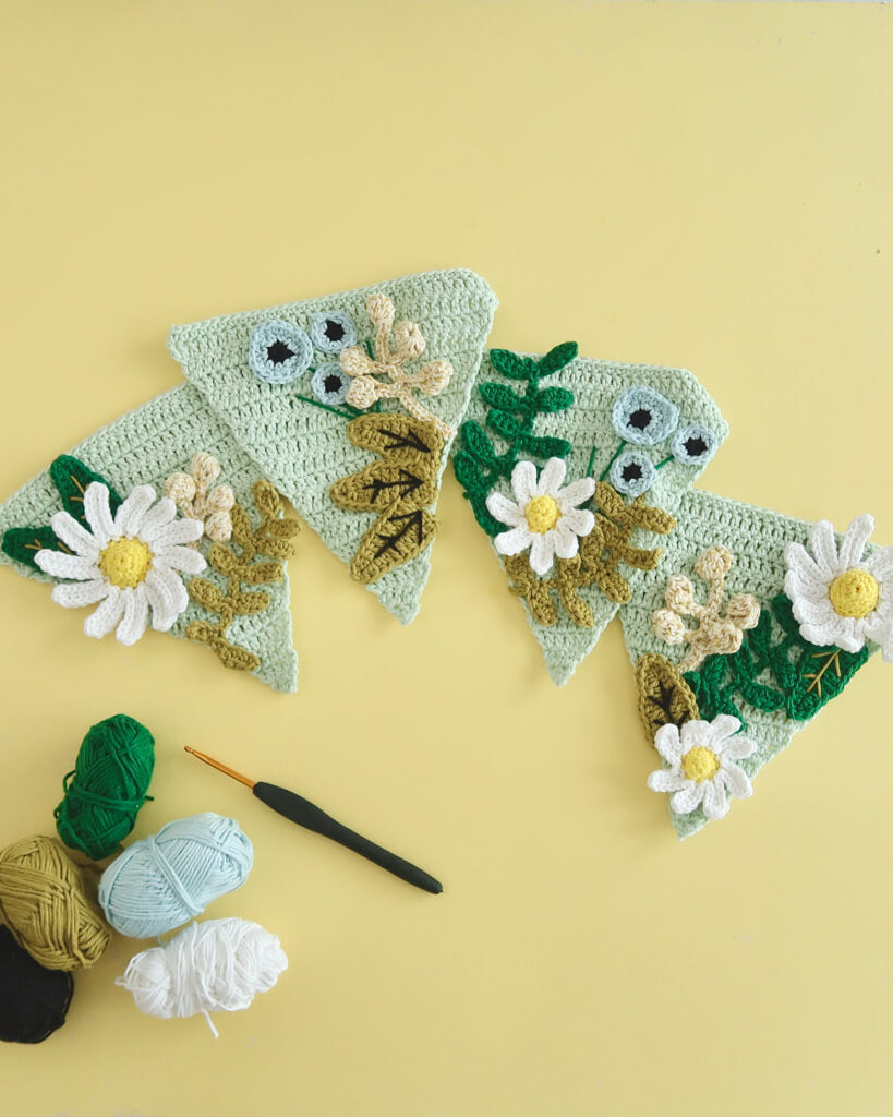 Daisy Chain Bunting Pattern