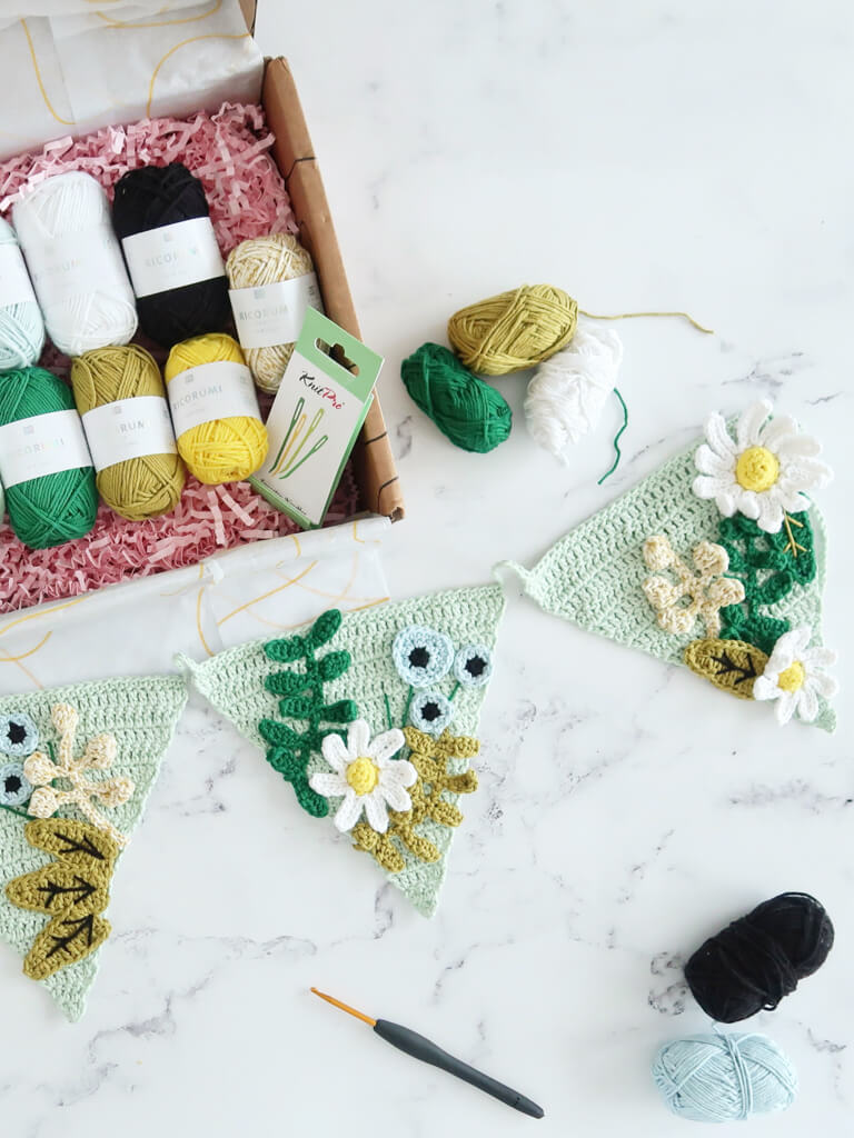 Daisy Chain Bunting Pattern