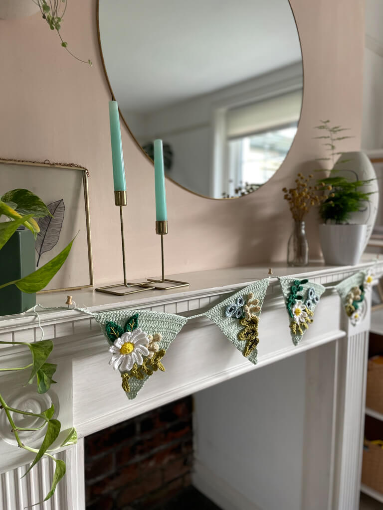 Daisy Chain Bunting Pattern
