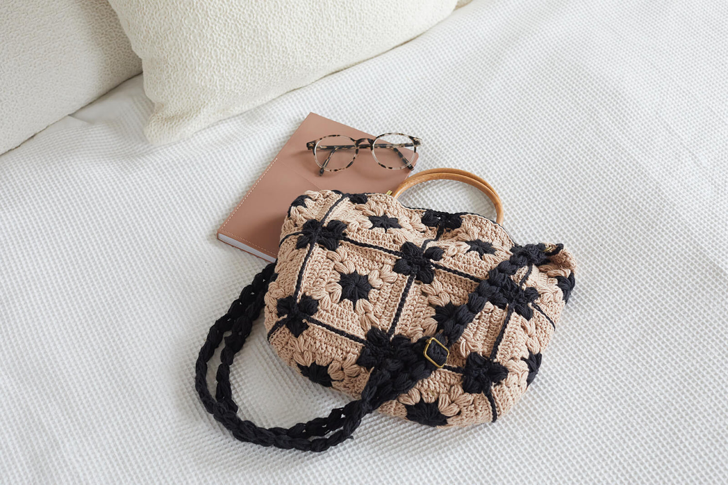 parisienne-bag-curate-crochet-box-lottie-and-albert