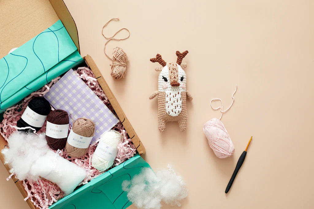ronnie-the-reindeer-crocket-kit-crochet-kit-lottie-and-albert