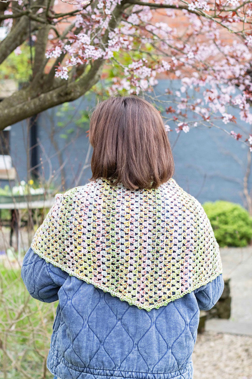 Bloom & Stitch Shawl Crochet Kit
