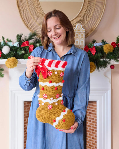 Gingerbread Lane Crochet Kit