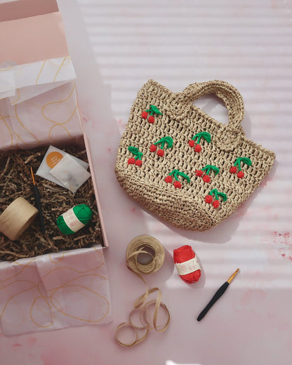 cherrydale-bag-crochet-kit-curate-crochet-box-lottie-and-albert