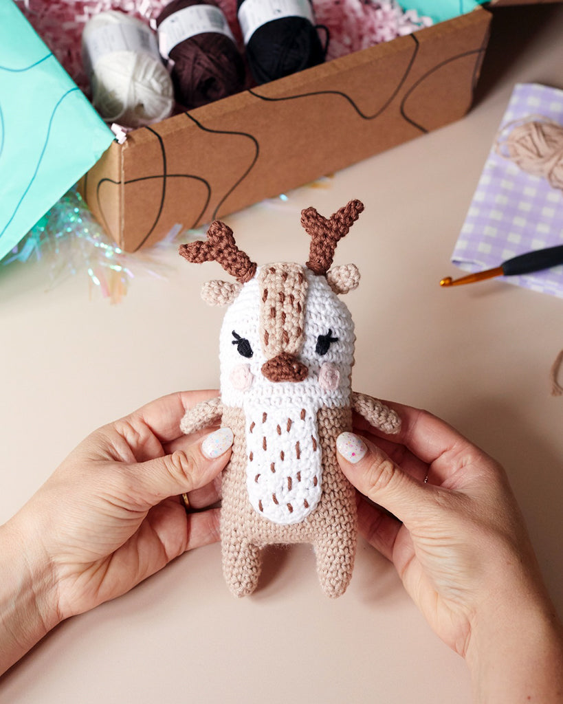ronnie-the-reindeer-crocket-kit-crochet-kit-lottie-and-albert