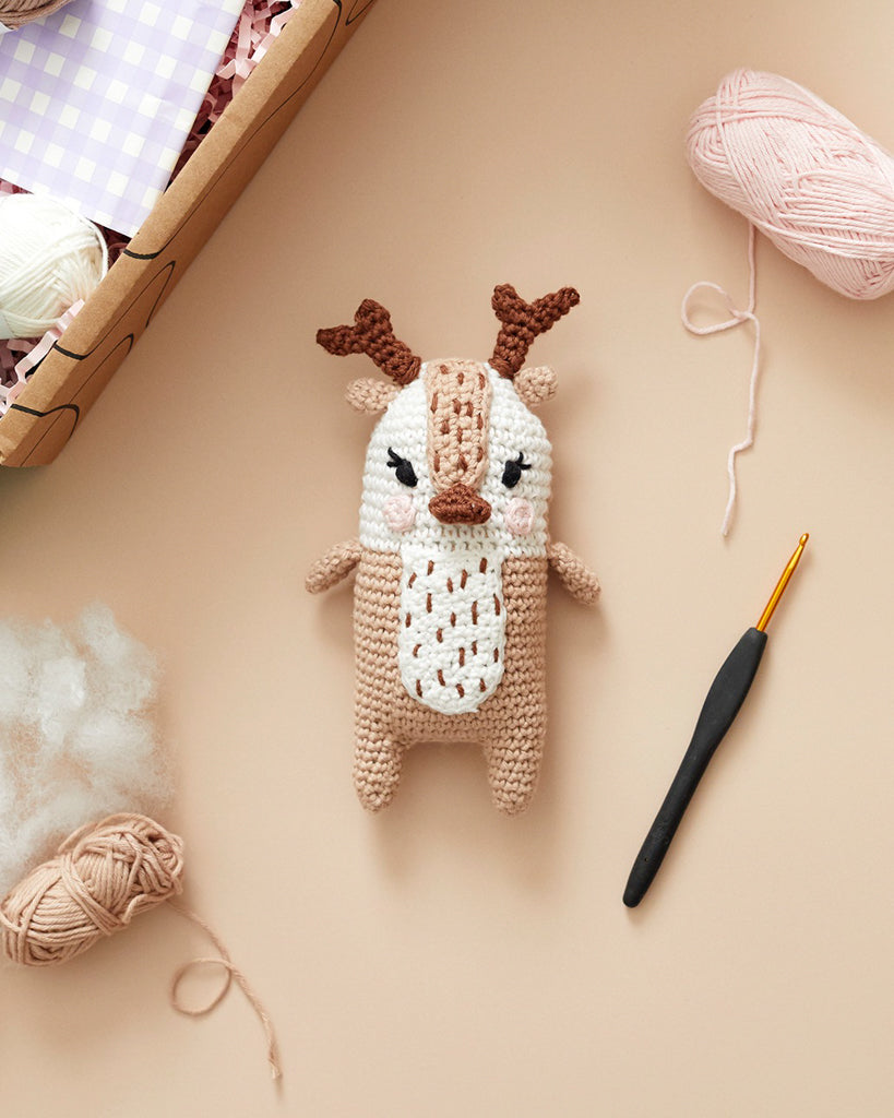 ronnie-the-reindeer-crocket-kit-crochet-kit-lottie-and-albert